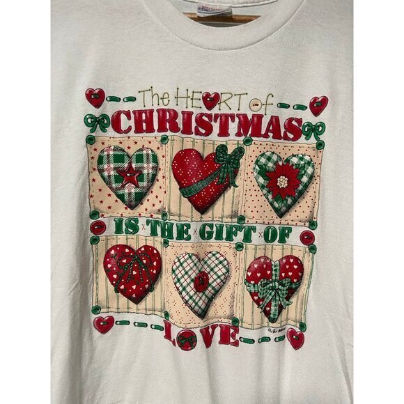 Vintage Hanes Unisex Christmas is the Gift of Love White Heart‎ T-Shirt Size XL - Picture 3 of 7